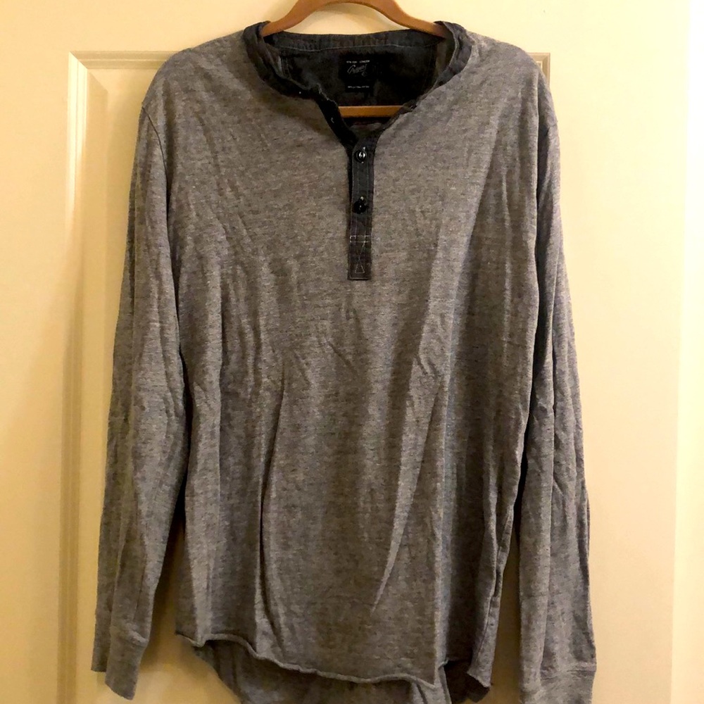 Grayers XL long sleeve Henley shirt